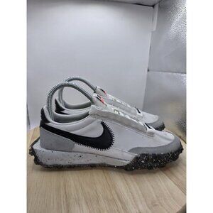 Nike Womens Waffle Racer Crater Running Shoe White/Black CT1983 104 size 6.5